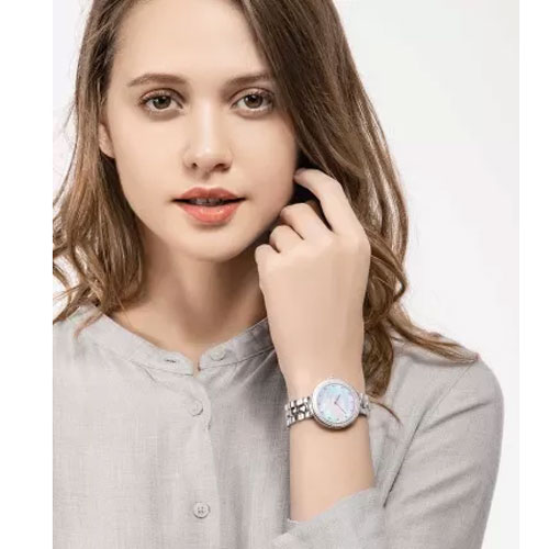 TwentySeventeen Crystal Quartz Watch Gold
